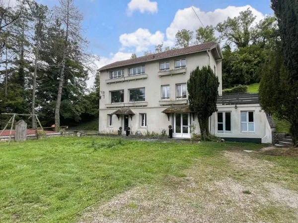 Maison 8 pièces 213 m²