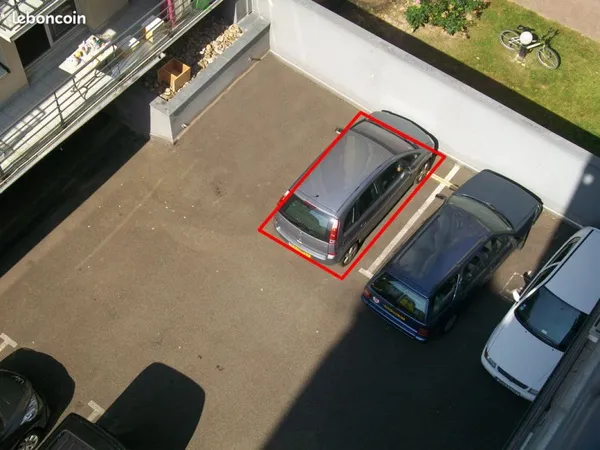 STRASBOURG - Halles - Gare - parking droite - 80 euros + 5 euros