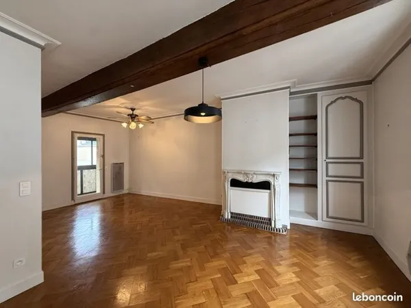 Appartement 2 pièces 83 m²
