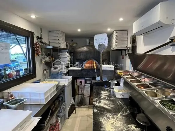 Commerce pizzeria Bernis