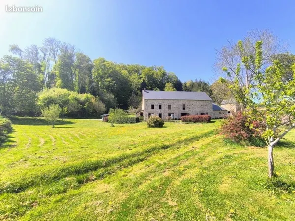 Propriété 5 pièces 107 m²