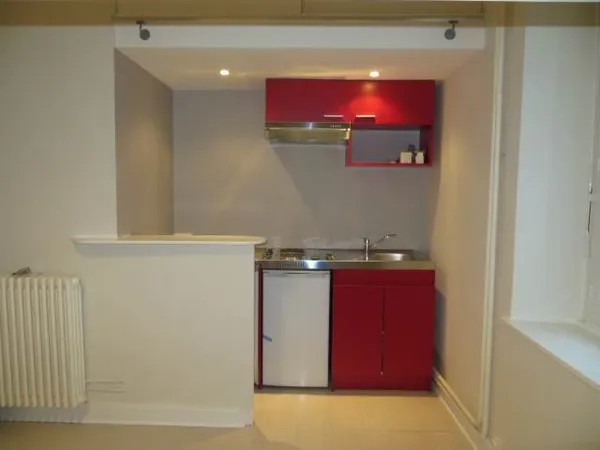 BESANCON, APPARTEMENT STUDIO, QUARTIER VIEUX BREGILLE