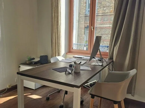 Bureau 25 m²