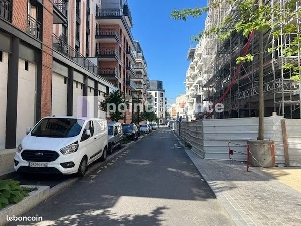 Local commercial 75 m²