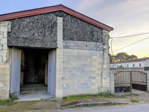 Hangar proche N10: usage perso ou locatif