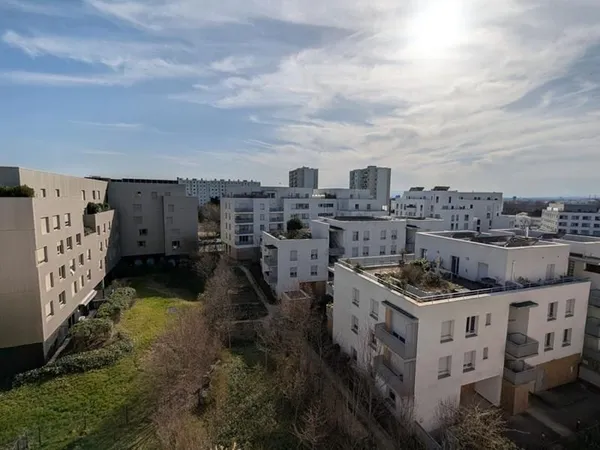 Appartement 3 pièces avec terrasse de 40 m² Saint-Priest