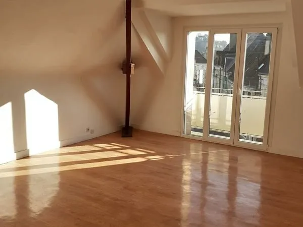 BEAU T3 vient d' être rénové