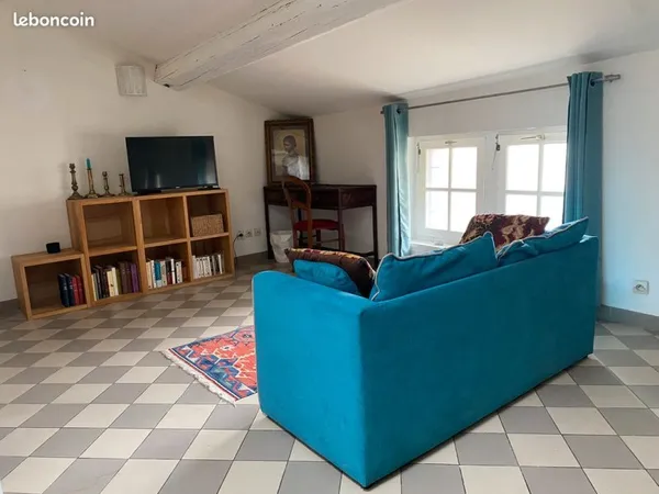 Jolie mansarde à louer