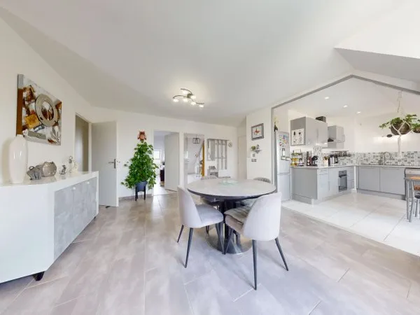 Appartement Fontenay Tresigny 4 pièce(s) 74 m2