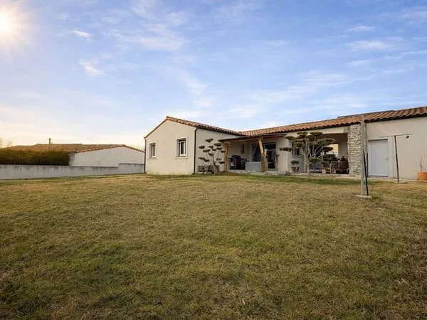 Maison 5 pièces 140 m²