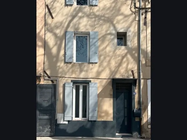Maison de village sur 3 niveaux