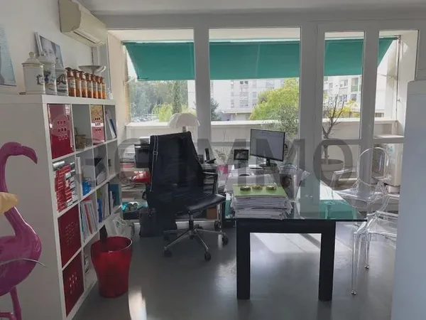 Appartement 4 pièces 77 m²