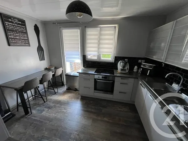 Maison 4 pièces 70 m²