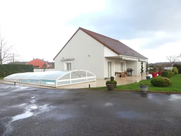 Maison 221 m²