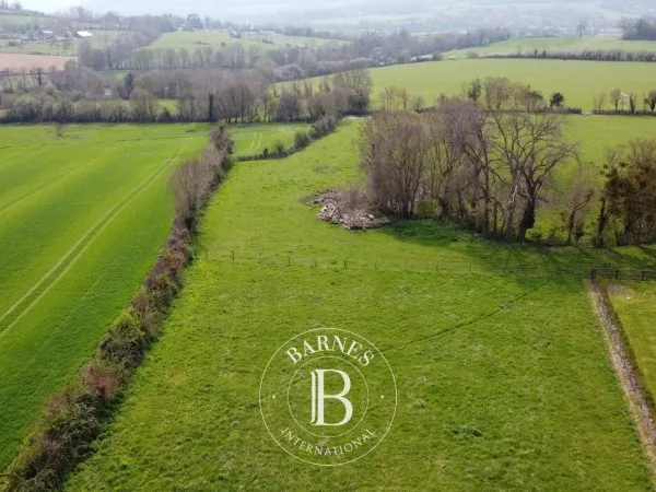 Terrain constructible - 3500m2 - Proche Pont Leveque