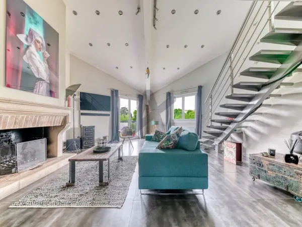 SAINT-DIDIER AU MONT D'OR DUPLEX 140 M2 DANS RESIDENCE STANDING
