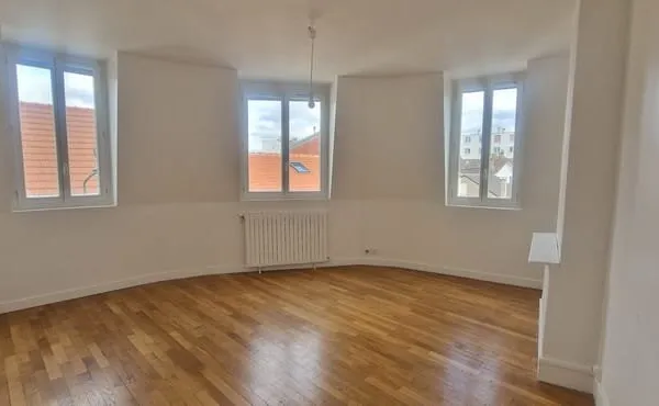 2 Pièces 40m2 Métro Ecole Vétérinaire