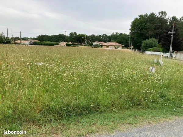 Terrain plat viabilisé hors ABF emprise au sol 147 m² 5m de Grenade sur Garonne