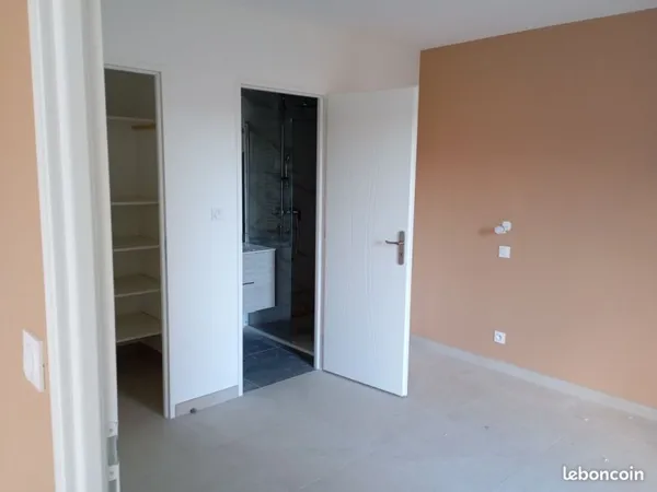Maison Neuve T5 à louer