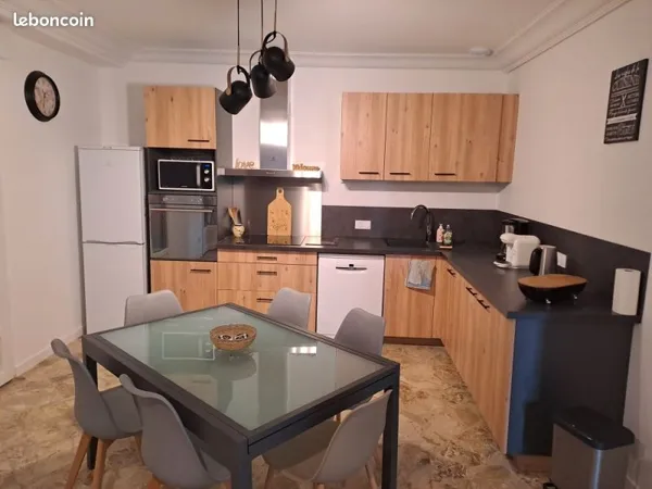 Chambre dans maison colocation quartier madeleine /Mazicou