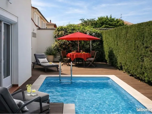 PARTICULIER VEND TOULOUSE ROSERAIE maison type 5 piscine local technique terrasse garage spacieux cu
