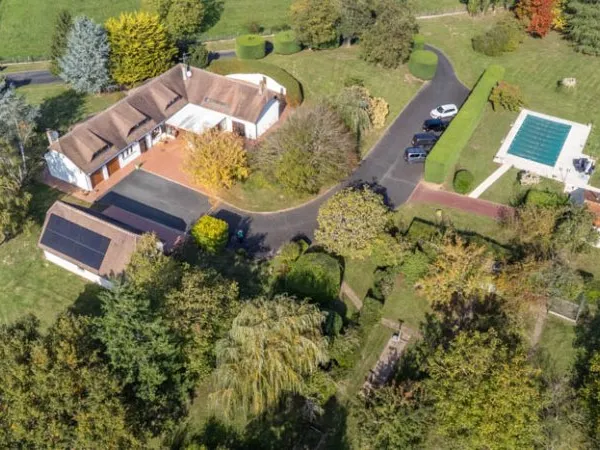 Maison Dampierre En Gracay 300 m2