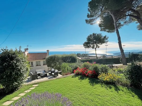 PROCHE VILLAGE MAISON AVEC VUE PANORAMIQUE