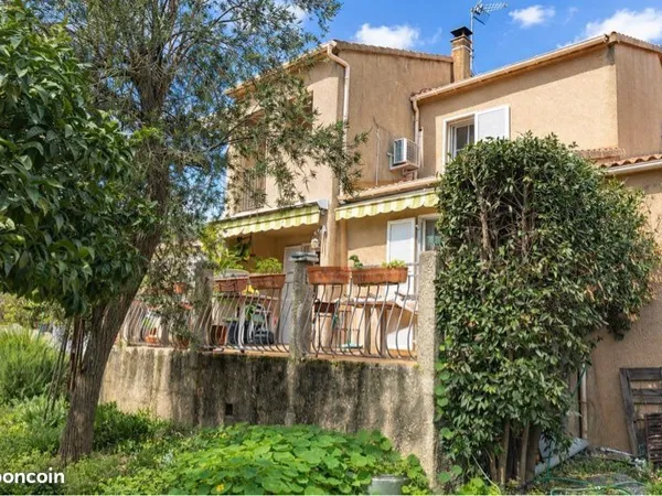 Maison T4 88 m² - Piscine - Garage - Quartier calme - Biguglia