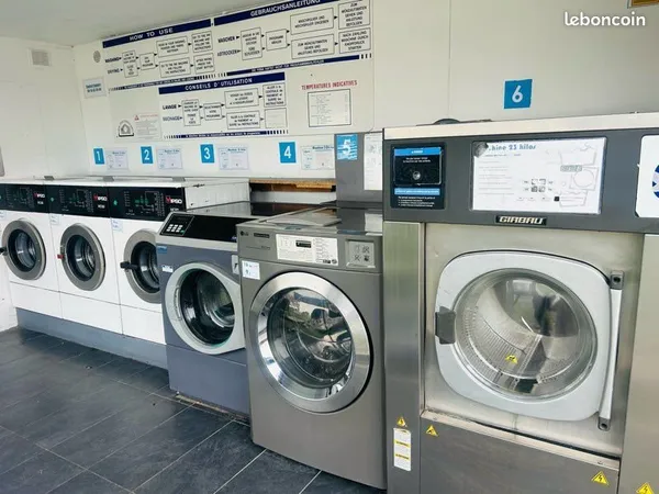 Laverie automatique bien situé (zone commerciale)