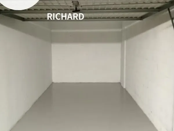 Parking 13 m²