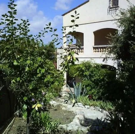 Chambre 1 pièce 16 m²