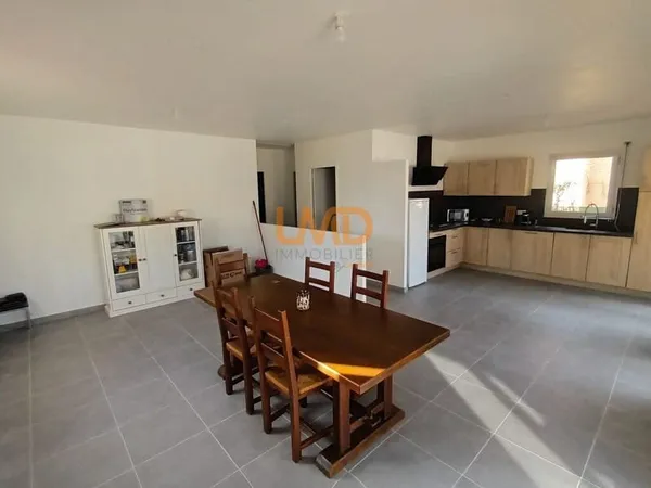 Villa plain-pied en bord de mer