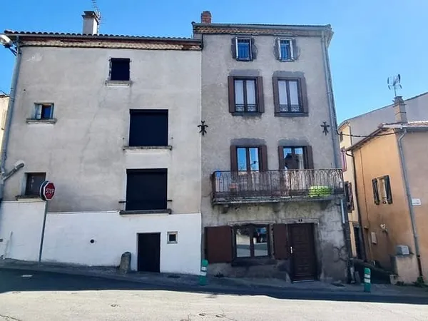 COURNON D'AUVERGNE / Appartement à louer en centre-ville libre de suite !
