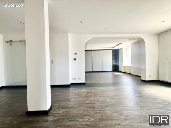 Appartement 4 pièces 117 m²