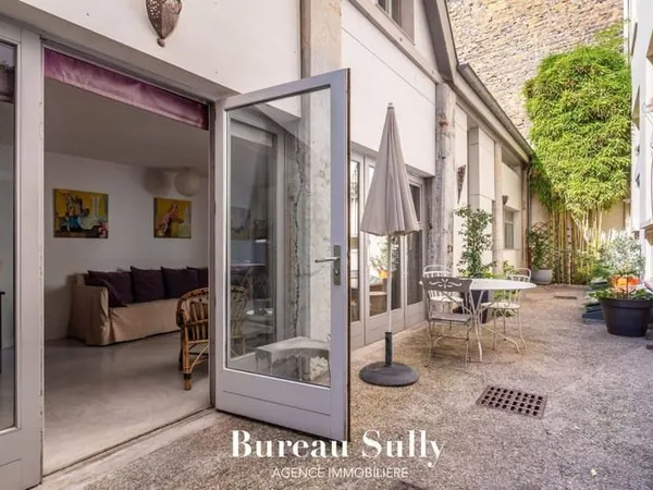Appartement 4 pièces 274 m²
