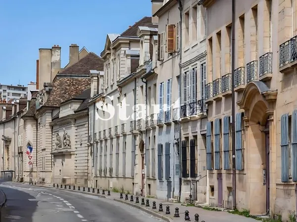 Appartement studio quartier Antiquaires