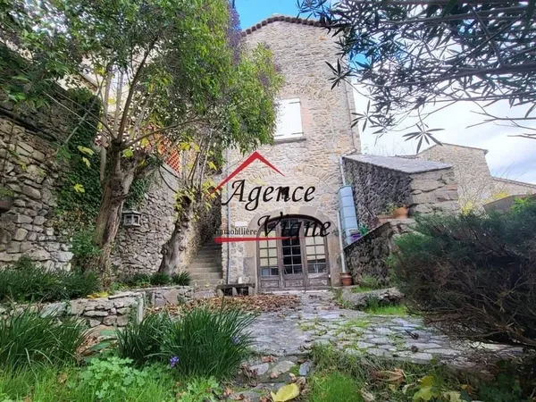Maison 7 pièces 180 m²