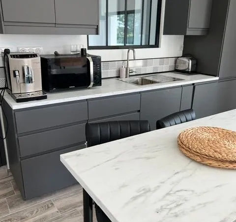 Location f 2 meuble