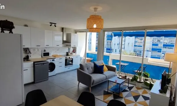 Chambre dans belle colocation proche Pellegrin et aéroport bien desservie transports communs