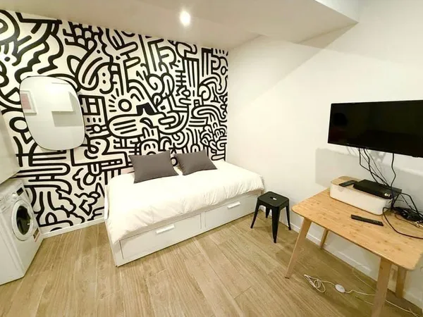 Studio 1 pièce 12 m²