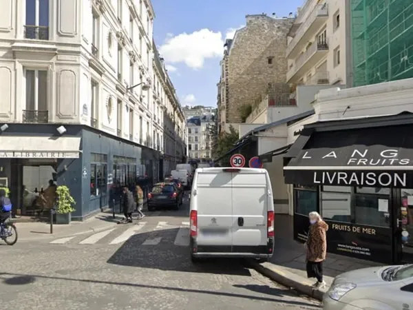 Local commercial 71 m²