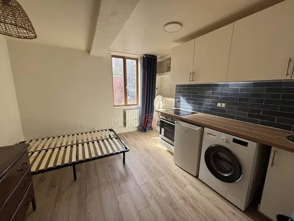 Appartement 1 pièce 14 m²