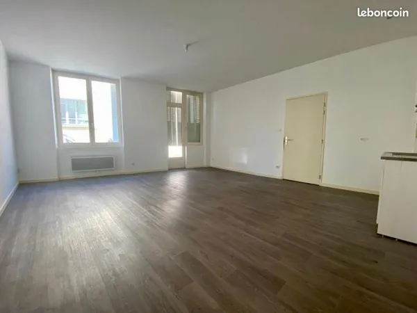 Appartement 1 pièce 54 m²