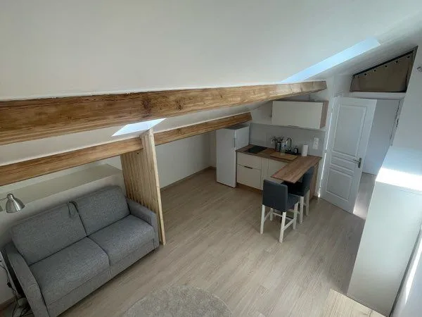 Studio 1 pièce refait à neuf