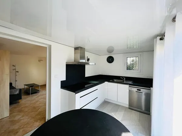 BIGUGLIA : appartement F1 Meublé (50 m²) en location