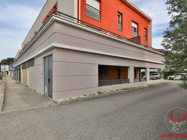 LENTILLY RN7 - Local commercial 200 m² à fort potentiel