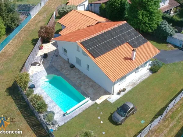 Maison familiale 181 m² - Terrain 940 m² - Piscine - Aucun travaux - Martignas-sur-Jalle