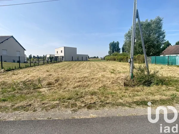 Terrain 695 m²