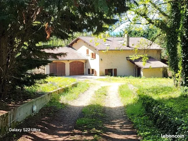 Maison Tupin-et-Semons