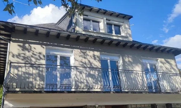ESPALION, maison de type 6 exposée Sud sur une parcelle de 660 m²